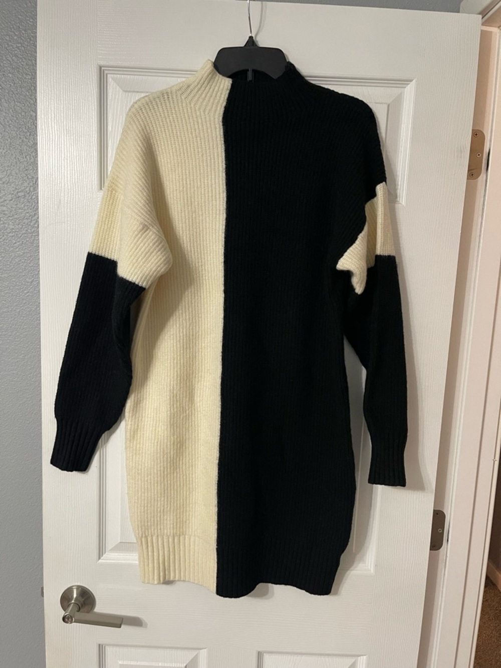 Anthropologie Black and Cream Split Rib Knit Long Sleeve Dress